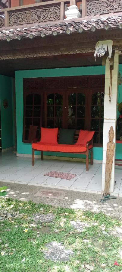 Shalana Homestay- Formerly Teka Teki House Seminyak Zewnętrze zdjęcie