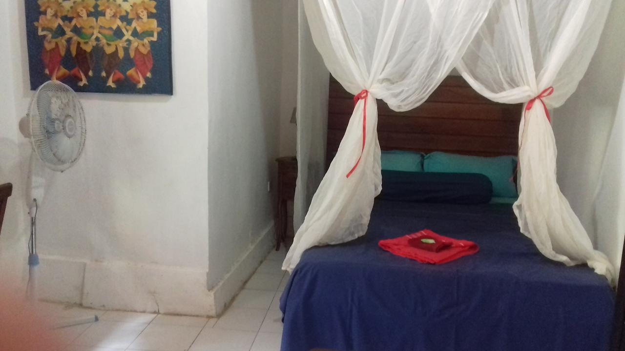 Shalana Homestay- Formerly Teka Teki House Seminyak Zewnętrze zdjęcie