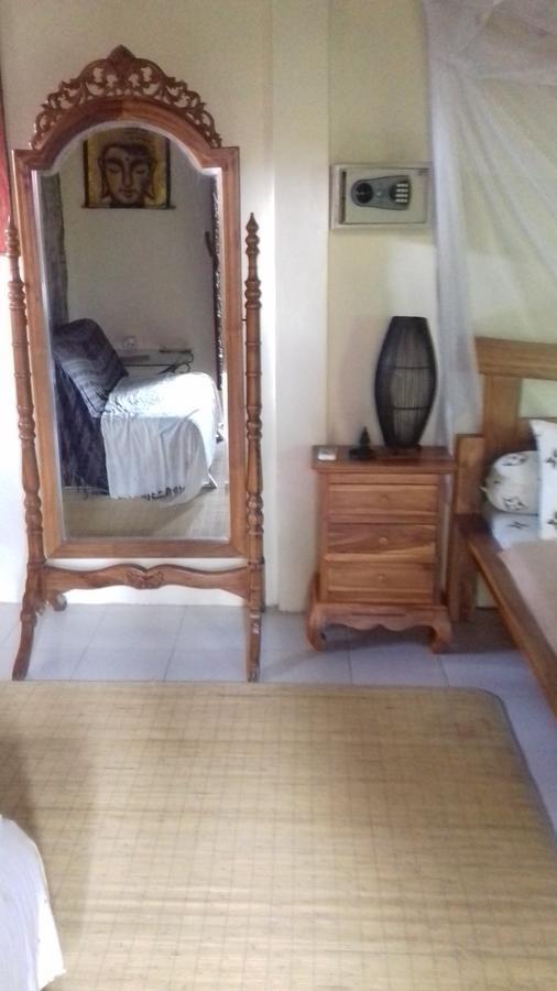 Shalana Homestay- Formerly Teka Teki House Seminyak Zewnętrze zdjęcie